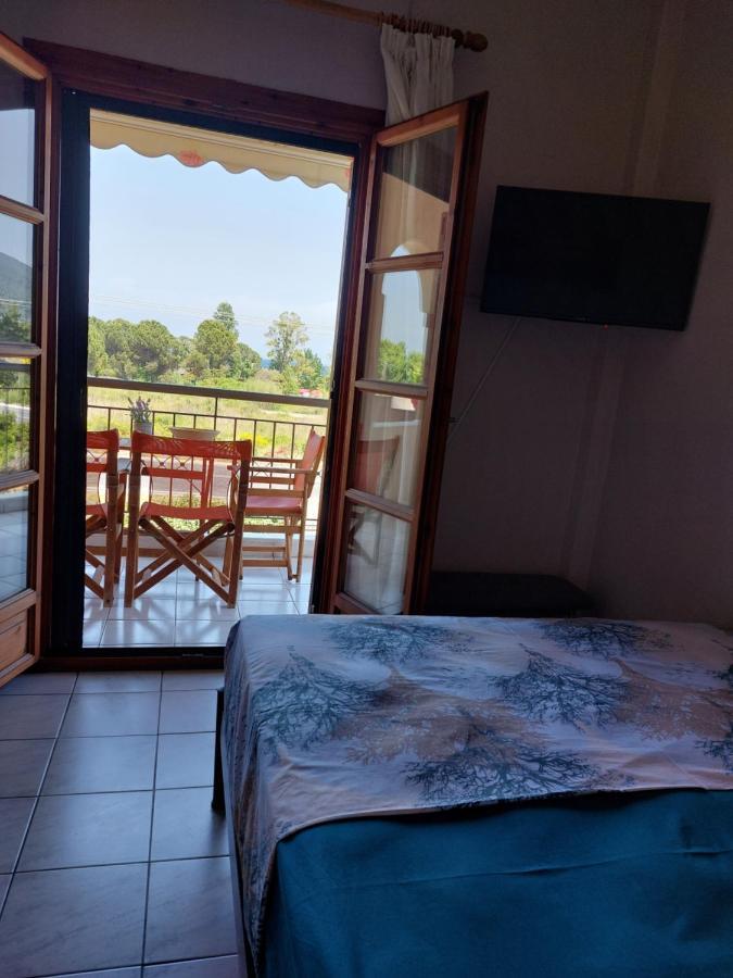 Athina Vourvourou Apartments Екстериор снимка