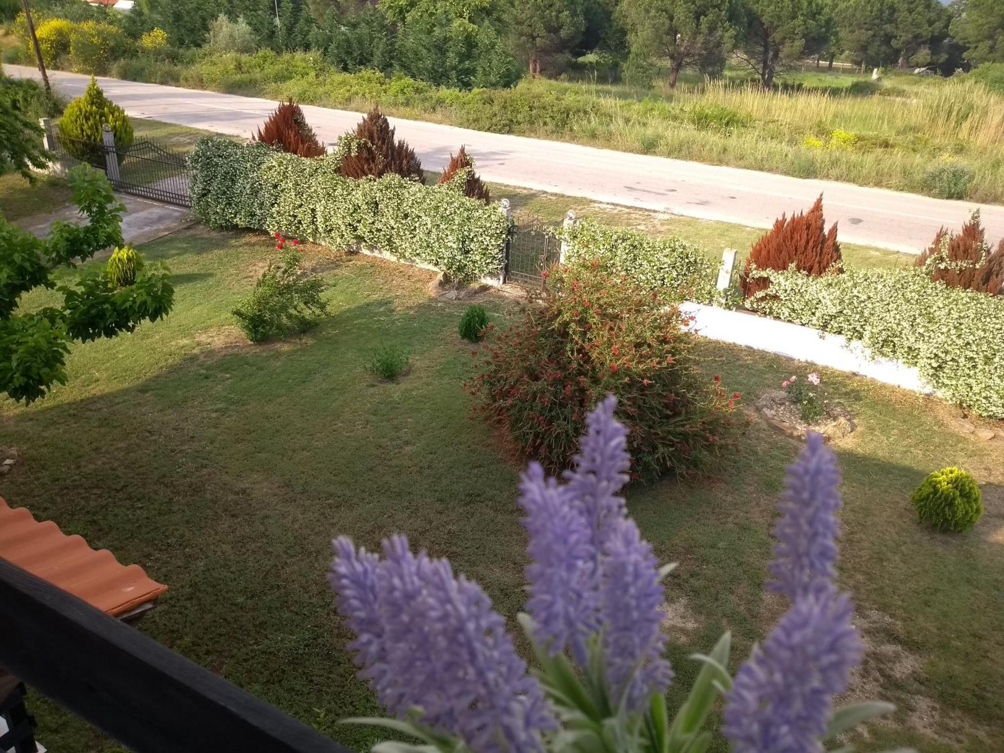 Athina Vourvourou Apartments Екстериор снимка