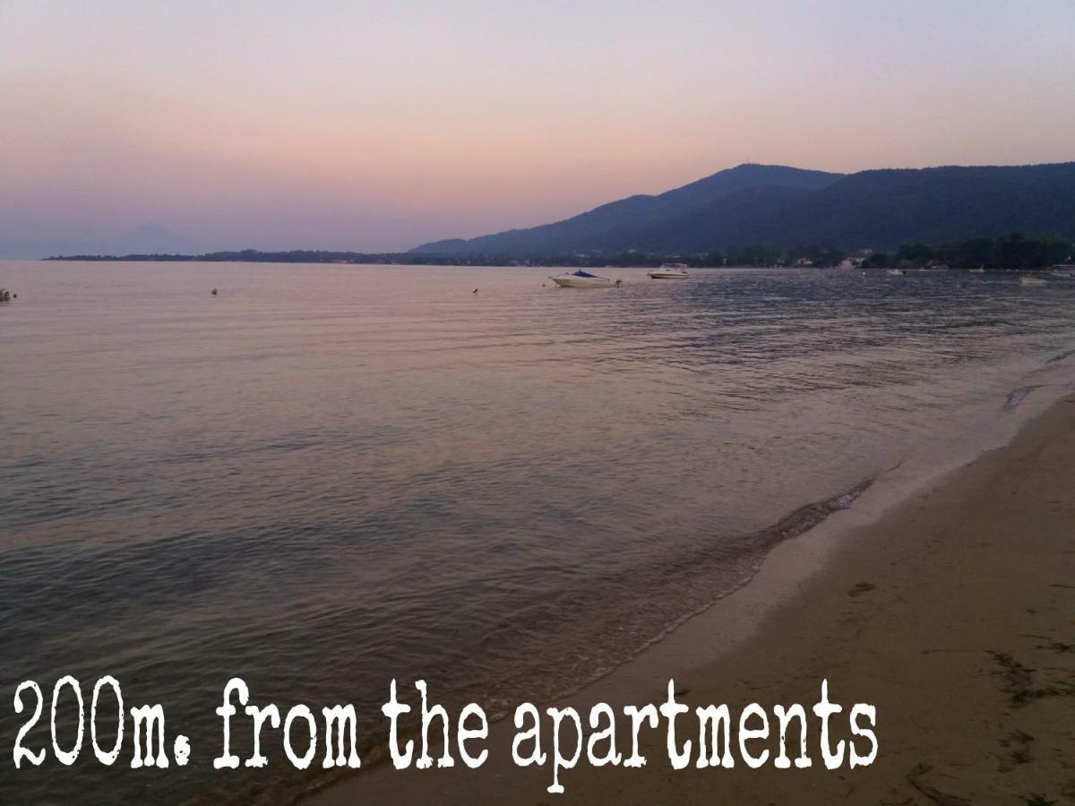 Athina Vourvourou Apartments Екстериор снимка