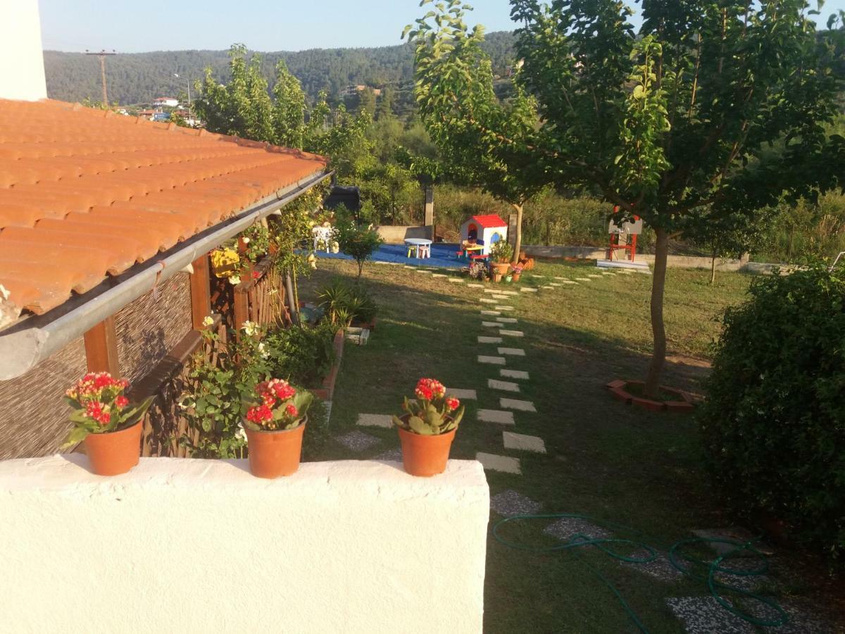 Athina Vourvourou Apartments Екстериор снимка